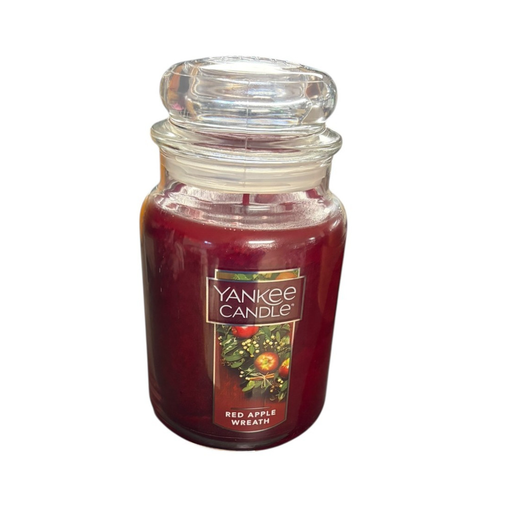 Yankee Candle NEW Red Apple Wreath 22oz Single wick Jar Candle Holiday
